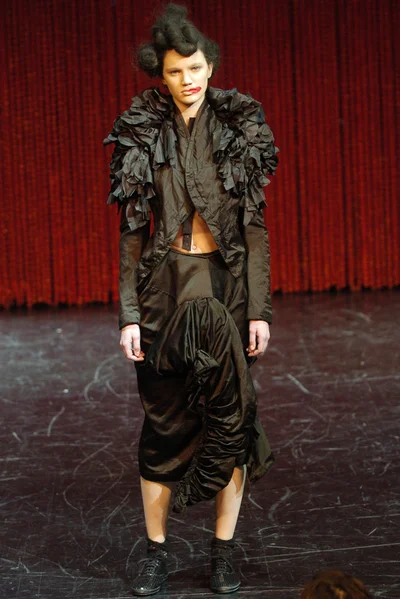 Look 38